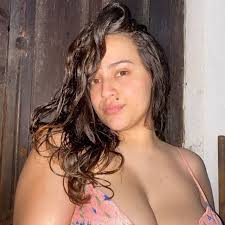 私、女の子を吊るそう