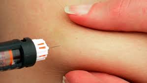 Lehrfilm für diabetiker, der zeigt, wie man richtig insulin spritzt.this instructional for diabetics shows how to inject insulin correctly. Diabetes Hightech Kapsel Soll Insulin Spritze Ersetzen Archiv