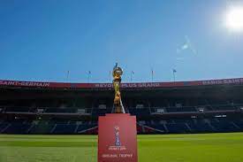 À 36 jours du match d'ouverture de la coupe du monde féminine, le 7 juin, contre la corée du sud, corinne diacre a dévoilé la elle lui a préféré la guingampaise emelyne laurent, comme elle l'avait fait lors du dernier rassemblement. France Etats Unis 2019 Foot Feminin En Direct Live Streaming Et Tv