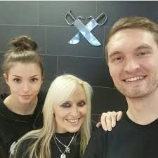 Great martial arts training at the Kampfkunstakademie of my Sifu Tobias  Kleinhans with my fantastic coaches Elena and Dennis. 💪🤘❤️😉 #doropesch  #foreverwarriorsforeverunited #warlock #allformetal #allweare #dorofürimmer  #kungfu #wingchun #wingtsun ...