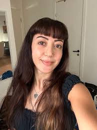 Julia Kimmel's Instagram, Twitter & Facebook