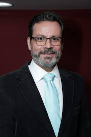 Professor » Ricardo Santiago Gomez » Faculdade de Odontologia »  Departamento de Clínica, Patologia e Cirurgia Odontológicas » Somos UFMG