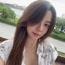 Angel Shih (@angel3345678) • Threads, Say more