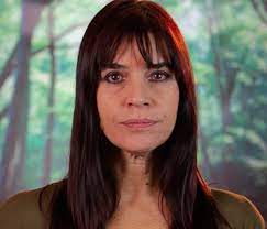 In 2017, she acted in the movie casi leyendas. Cmtv Biografia De Fabiana Cantilo