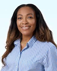 Ashley Munroe's Instagram, Twitter & Facebook