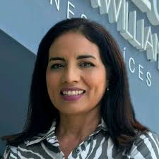 Minerva Lara (@minerva.lara00)