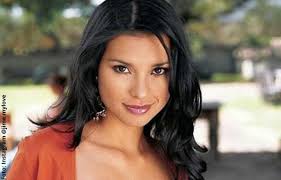 Paola Rey posó sin brasier y se ve más hermosa que nunca - Candela