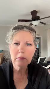 🌸Tiona Lee 🌺 (@tiona.lee)