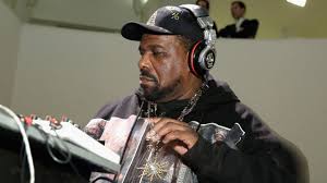 Hip-Hop Pioneer Afrika Bambaataa Reportedly Dead at 67 READ MORE:  https://www.complex.com/music/a/backwoodsaltar/afrika-bambaataa-dead-hip-hop -pioneer
