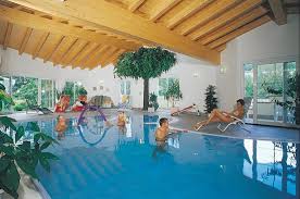 Schwimmbad Mit Whirlpool Und Massagedusen Picture Of Hotel Ursula Bad Bruckenau Tripadvisor
