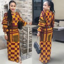 Model robe pagne africain robe africaine en dentelle modele de robe africaine robe africaine boubou robe africaine moderne mode africaine pagne couture africaine femme robe africaine tendance mode africaine robe longue. 900 Idees De Modeles En Pagne Mode Africaine Tenue Africaine Robe Africaine