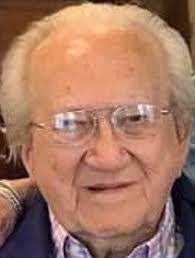 Stephanie Rozell's Instagram, Twitter & Facebook