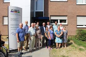 Aktuelle wohnungen und wgs mit bildern in viersen. Gwg Ubergibt Aufzug An Die Bewohner Der Hammarskjoldstrasse 7 Gut Leben Im Hagelkreuz