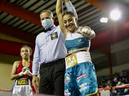 Carmarie “Karma” Matos vs Karla “La...