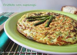 An easy and delicious breakfast, brunch, lunch or dinner. Frittata Con Asparagi E Ricotta