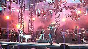 Concert Annee 80 Arenes De Nimes Medley Ac Dc Trust Youtube