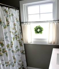 Best 25 Bathroom Window Curtains Ideas On Pinterest Bathroom Valance Ideas Curtain Ideas And Hi Badezimmer Ohne Fenster Badezimmer Fenster Ideen Badezimmer