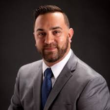 10 Best Real Estate Agents in Manhattan Beach CA [Real Estate Bees]  Manhattan Beach Area Realtors