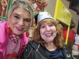 Tamra Lyon's Instagram, Twitter & Facebook