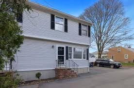 15 Aborn Pl #2, Peabody, MA 01960