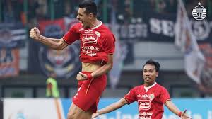 Persija merupakan klub sepakbola paling sukses di sejarah sepakbola indonesia dengan torehan 11 kali juara liga domestik hingga sejauh ini. Persija Jakarta End Week 26 With Precious Win Football Tribe Asia