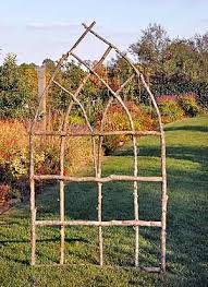 Pin By Hannah Jeffers On Garden Lawn Pool Outside Diy Trellis Garden Trellis Beautiful Gardens