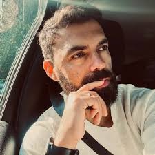 Junior Coronel (@Jrcslash)