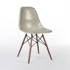 For Sale Light Seafoam Herman Miller Original Eames Dsw Dining Side Chair Side Chairs Dining Eames Dsw Dining Room Chair Cushions