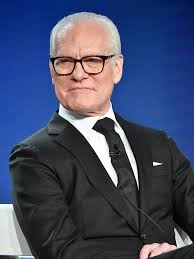 Surge in shorts at work divides the office