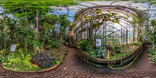 Öffnet sich mit seinen gewächshäusern und beetanlagen rund um die kuppel ganzjährig der öffentlichkeit. Panoramafotos Botanischer Garten