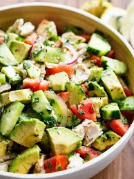 Rezepte Kohlenhydratfrei Und Ideen Fur Leckere Eiweiss Gerichte Abends Avocado Salat Susskartoffel Salat Lebensmittel Essen