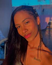 Alice Soares (@alicesaores_062) • Threads, Say more