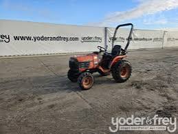Kubota B7510HSD Tractor
