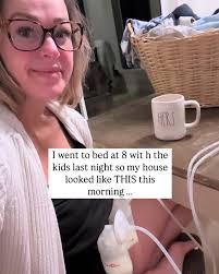 Ever since we brought the twins home it's been HARD. I can either have a  clean house or sleep—can't have both.🤪 Last night I chose sleep bc I  DESPERATELY needed it!🙏😴 The