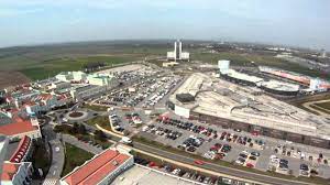 +43 (0)2166 20 805 info@parndorffashionoutlet.com. Quadrocopter Flight At The Outlet Center Parndorf Austria Youtube