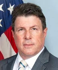 Tim Thibault's Instagram, Twitter & Facebook