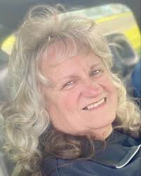 Search Julia Davis Obituaries and Funeral Services