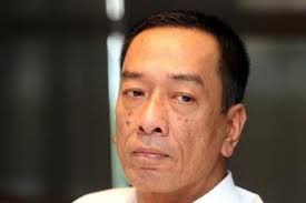 Datuk ramli ms, bekas isterinya jennifer thompson dan datin alyah menerima menantu apabila anak perempuan. Memang Romantik Betul Datuk Ramli Ms Bila Dia Mengusik Dan Menyakat Isteri Sewaktu Live Video Satkoba Press