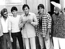 Jun 01, 2021 · sanjay dutt's mother and late actress nargis dutt was born on june 1, 1929. Sanjay Dutt Birthday Special Can You Recognise Bollywood S Khalnayak In These Rare Pictures