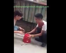 Arti mimpi kotoran tahi / bermimpi tentang kotoran manusia atau tahi binatang mewakili perubahan penting yang akan terjadi dalam hidup kamu. 35 Arti Mimpi Menginjak Kotoran Insan Berdasarkan Islam Dan Primbon Jawa