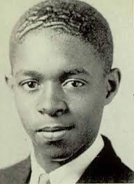 This is an interesting group of 9th grade graduates from  Pentecost-Garrison, the precursor to Memphis University School, in the late  spring of 1931. To highlight some of these lifelong friends, Lewis  Donelson's