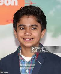 Actress Jennifer Freeman and Isabella Watson attend Nickelodeon's... News  Photo