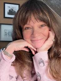 🍰🌸🎉 Valerie Bertinelli, happy 75th birthday! 🎉🌸🍰 From her  breakthrough performance as Barbara Cooper