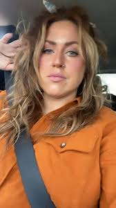 I dare you to figure out my doppleganger : r/Doppleganger