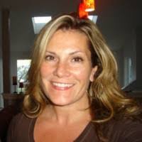 Wendy Helmick's Instagram, Twitter & Facebook