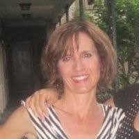 Ellen Gallo's Instagram, Twitter & Facebook