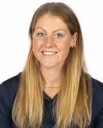 Isabella Hunt's Instagram, Twitter & Facebook