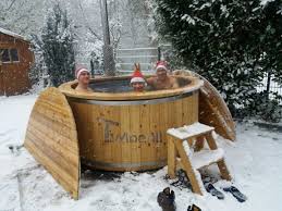 Badezuber Gfk Larche Mit Integriertem Ofen Wellness Deluxe Thomas Troisdorf Deutschland Badezuber Badebottich Badetonne