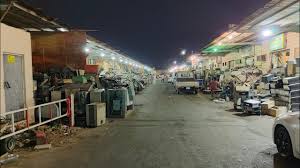 سوق الصواريخ قطع غيار السيارات المستعملة سوق الصقر الجزء2 مدينة جدة youtube