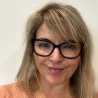 100+ perfiles de «Meldrum»